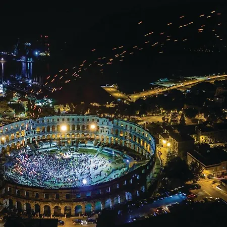 Gorgeous In With Wifi * Pula