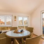 2 Bedroom Cozy In * Pula